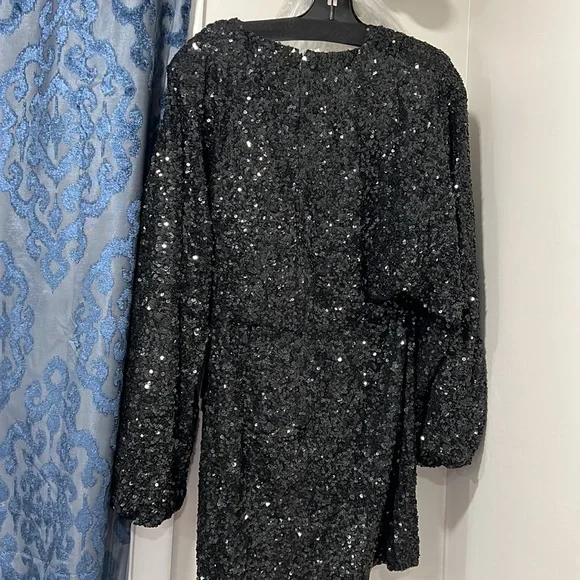 ‼️last call Retrofete Aubrey black sequence mini Long sleeve dress - Picture 5 of 8